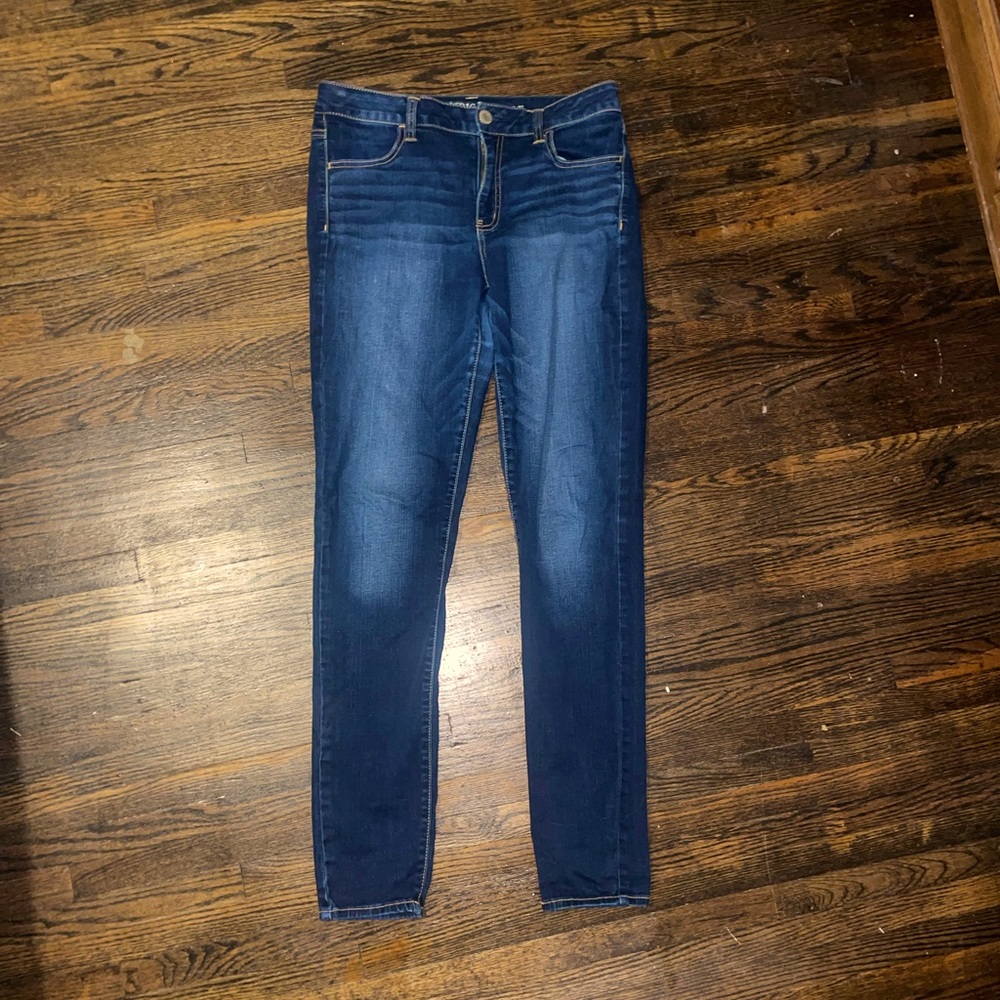 Size 10L high rise AE jeggings EUC, no flaws